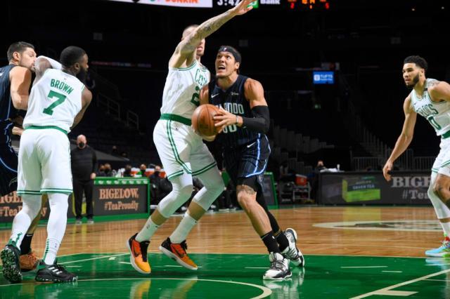 足球直播-争夺戈登绿军暂时领跑 魔术锋线并非安吉唯一选择